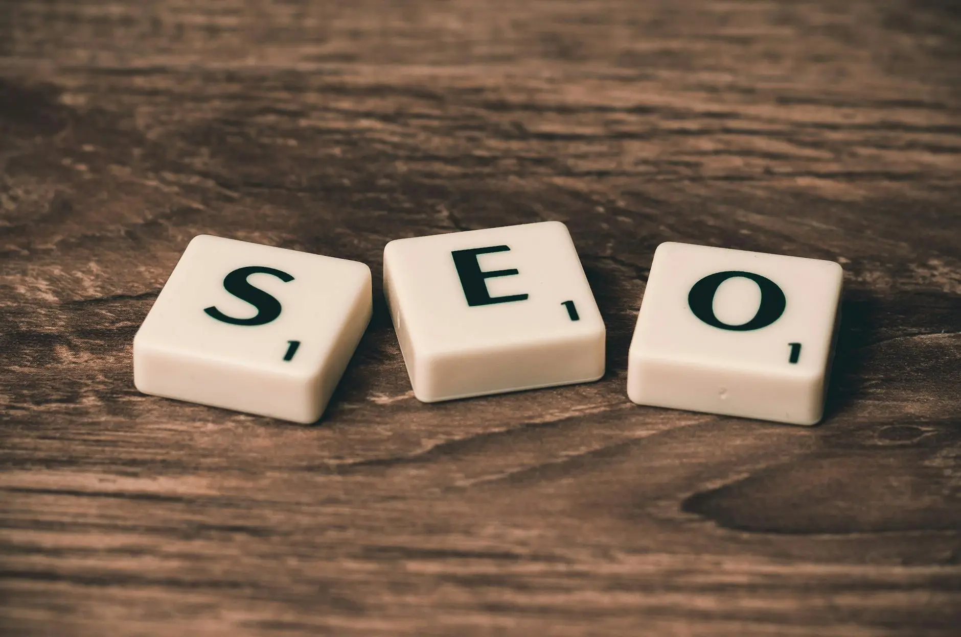 SEO spelt in scrabble tiles